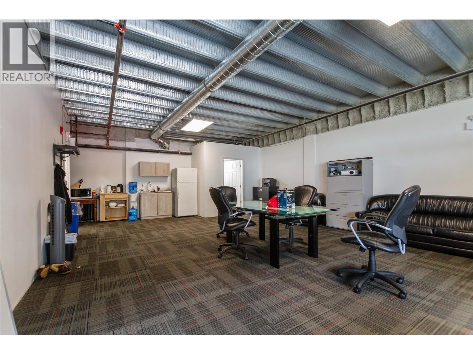 102 4888 Vanguard Road Property Photo 4