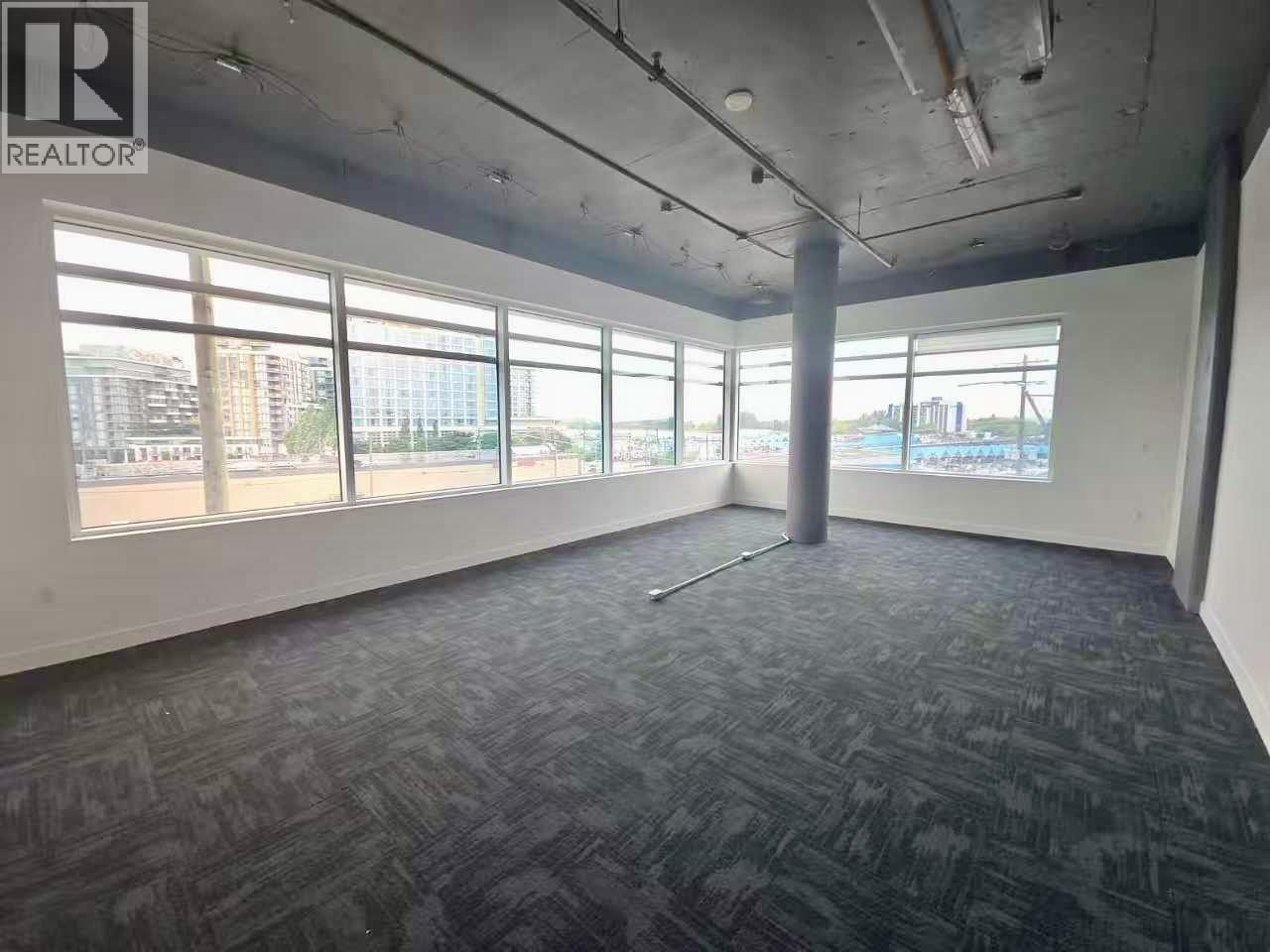 520 8477 Bridgeport Road Property Photo 1