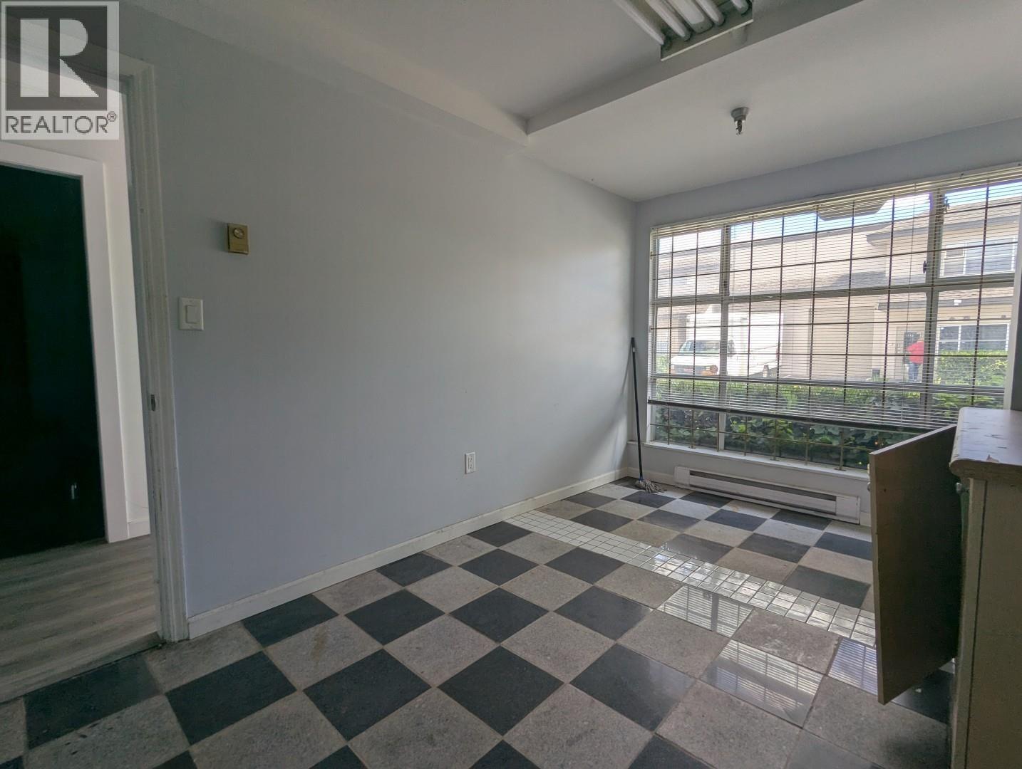 9121 Shaughnessy Street Property Photo 7