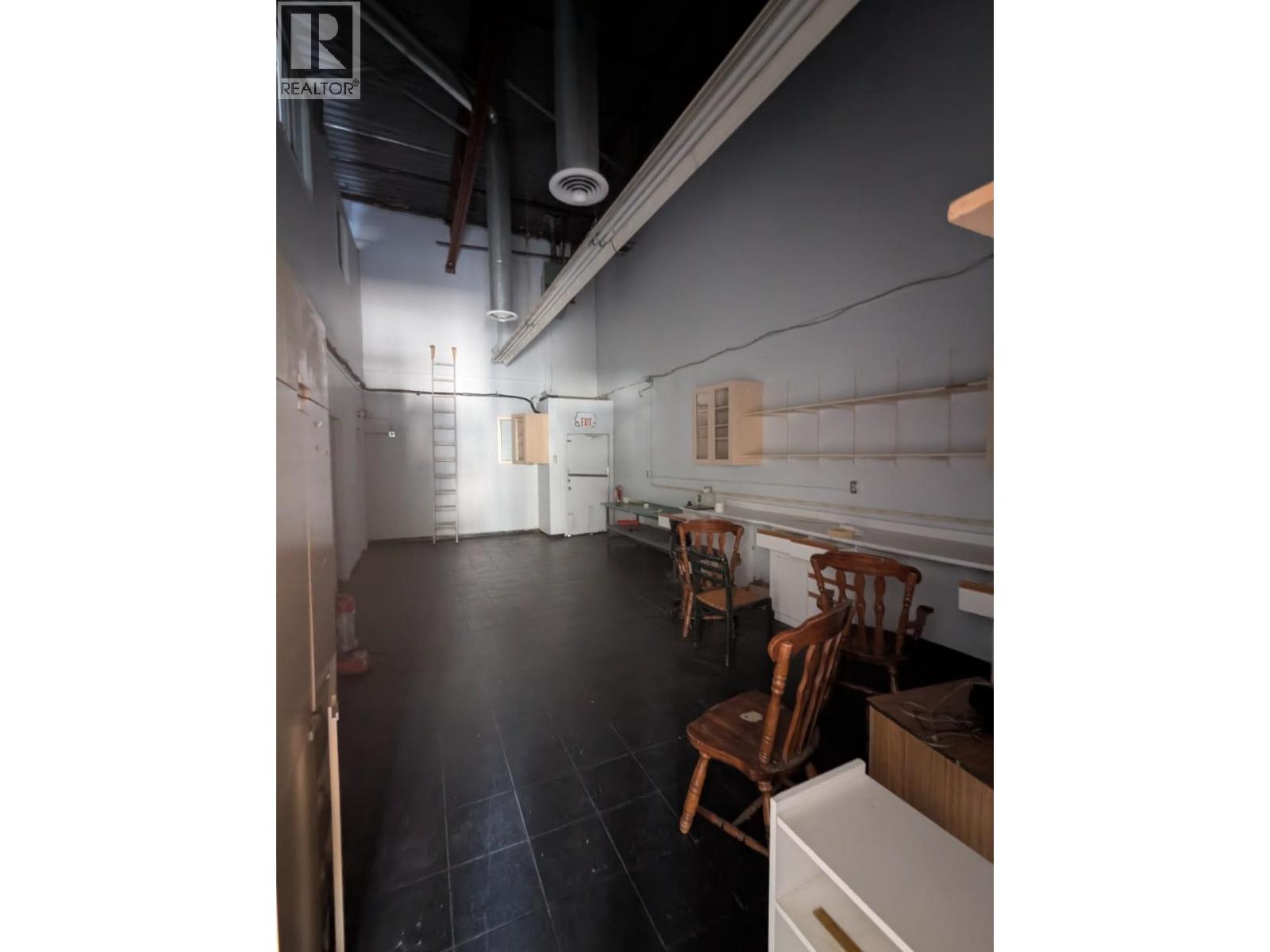 9121 Shaughnessy Street Property Photo 14