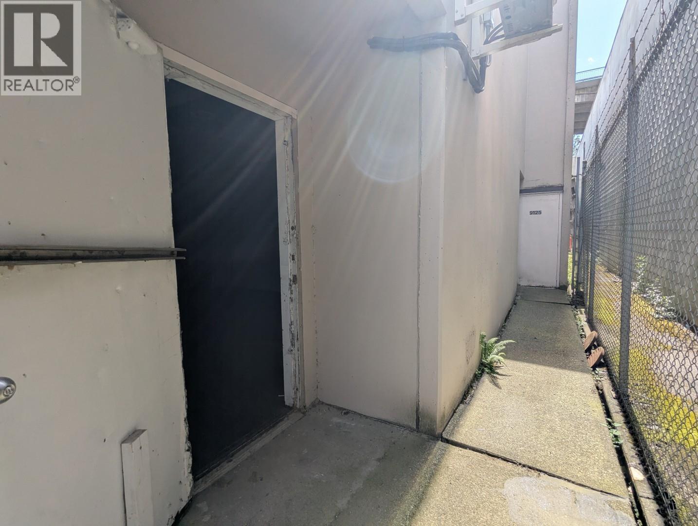 9121 Shaughnessy Street Property Photo 16