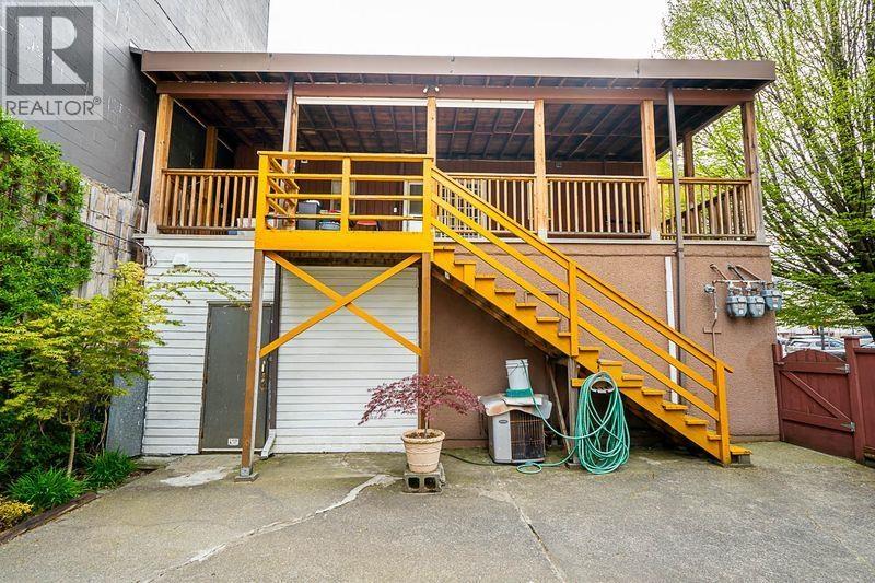 3947 Knight Street Property Photo 13