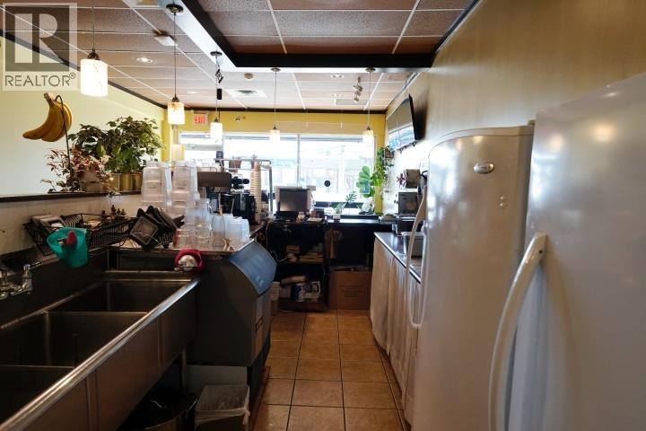 1071a Ridgewat Avenue Property Photo 13