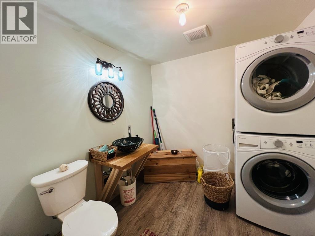 4358 11th Avenue Property Photo 21