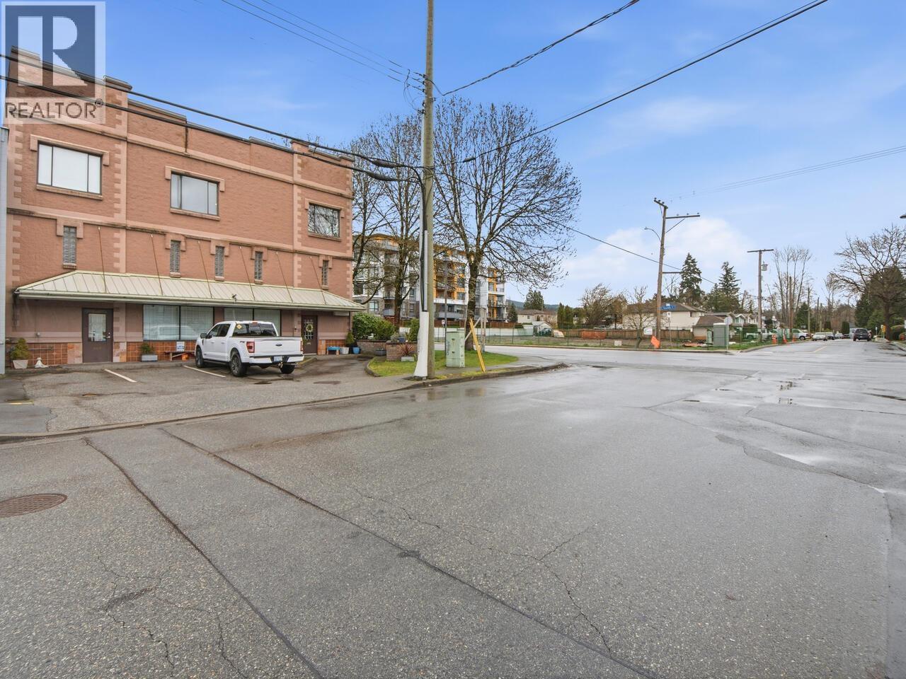 1496 Rupert Street Property Photo 3