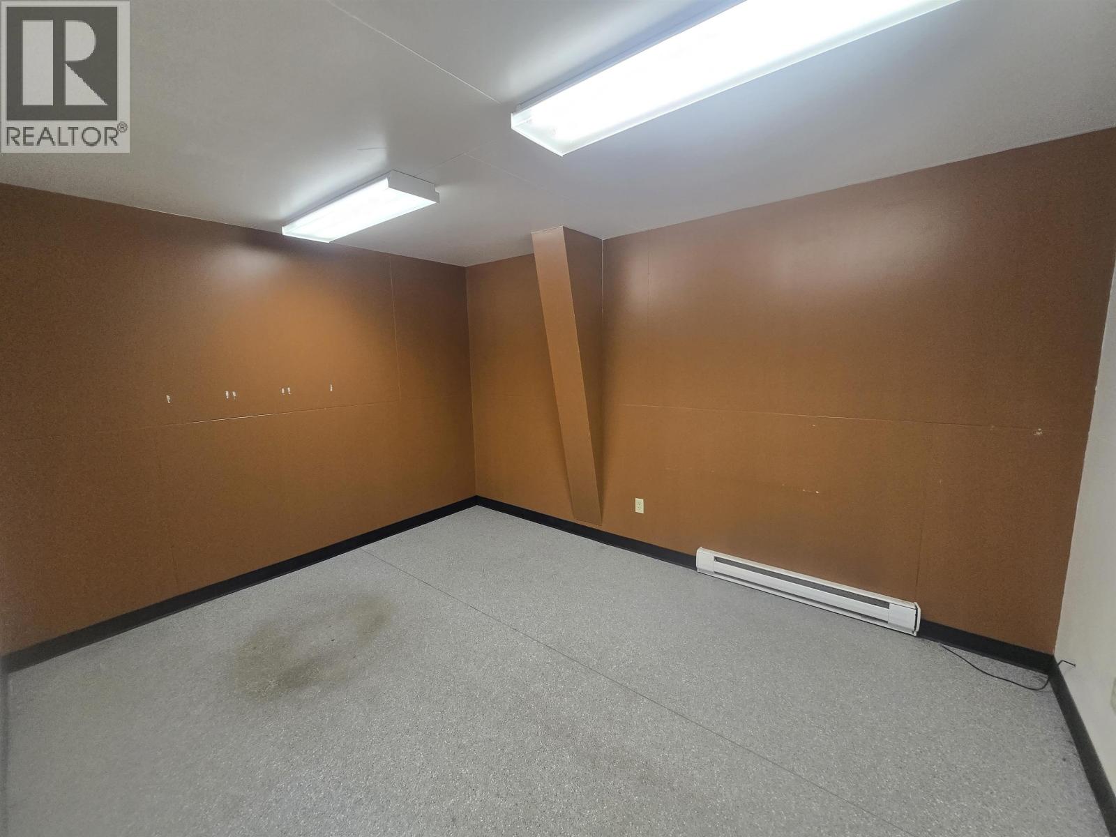 1063 N Cariboo Highway Property Photo 12