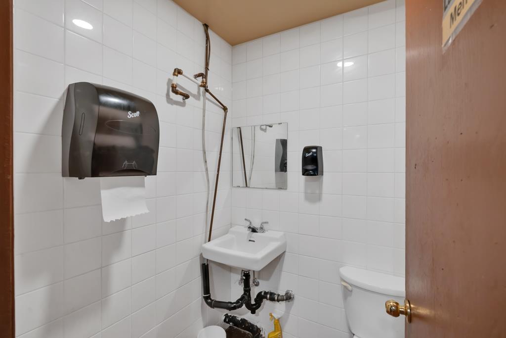 7056 Cheam Avenue Property Photo 24