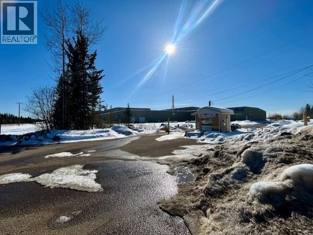 2843 Alaska Highway Property Photo 23