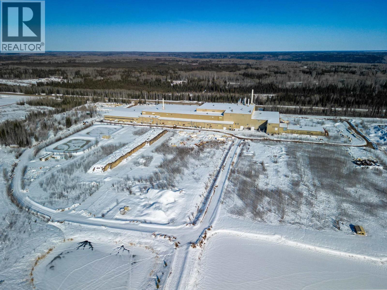 2843 Alaska Highway Property Photo 33