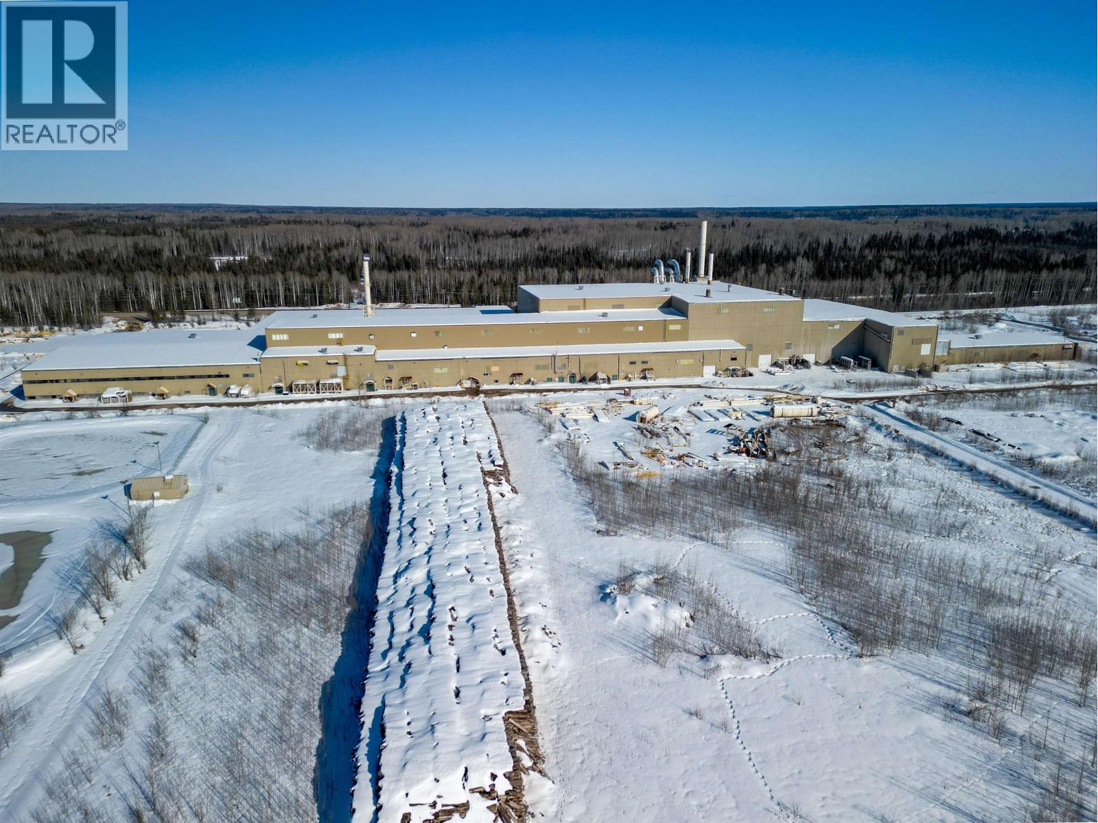 2843 Alaska Highway Property Photo 34