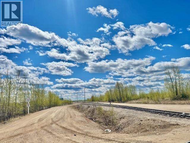 Mile 294 & 295 Alaska Highway Property Photo 5