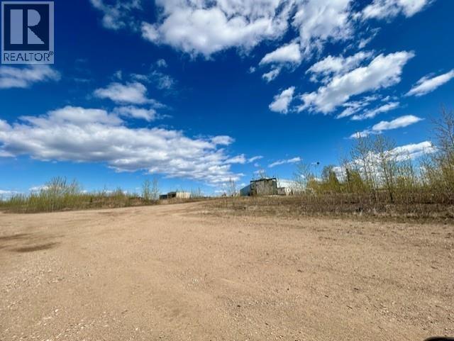 Mile 294 & 295 Alaska Highway Property Photo 7