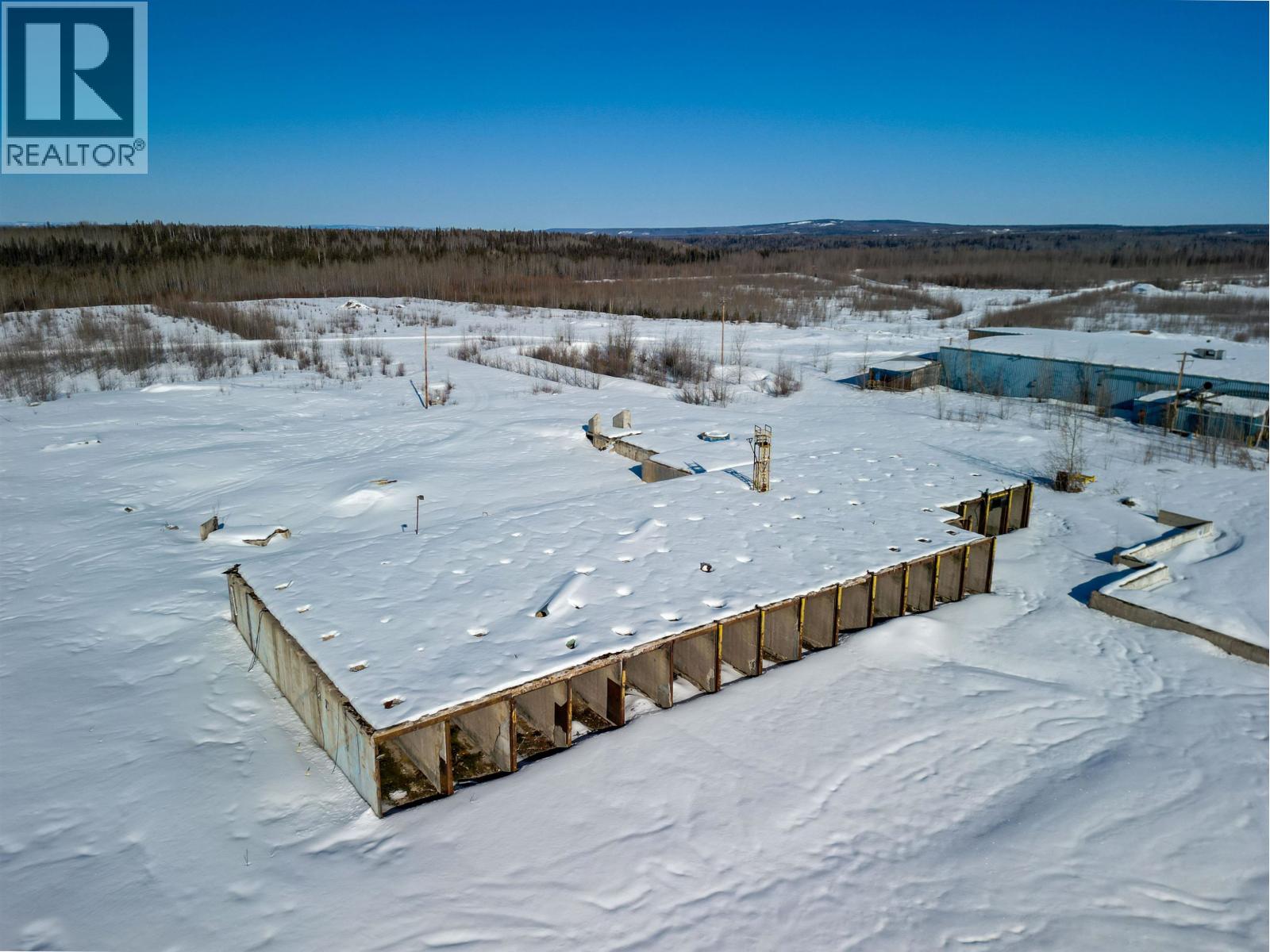 Mile 294 & 295 Alaska Highway Property Photo 14