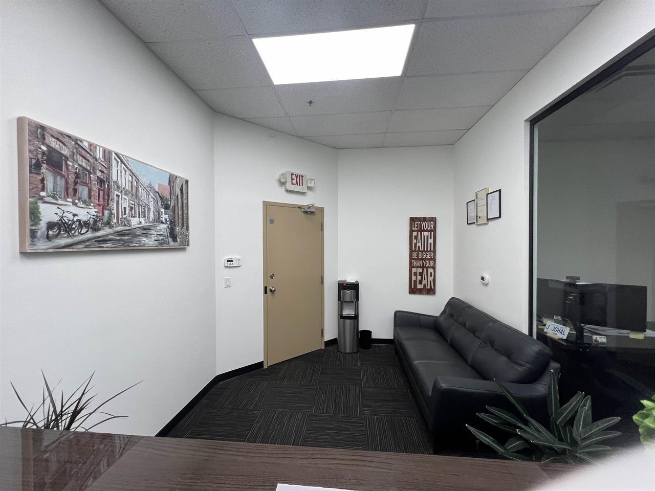 204 12899 80 Avenue Property Photo 2