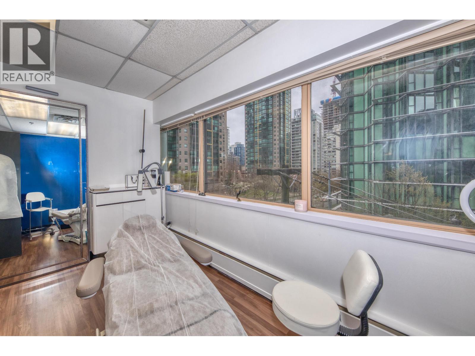11316 Confidential Property Photo 15