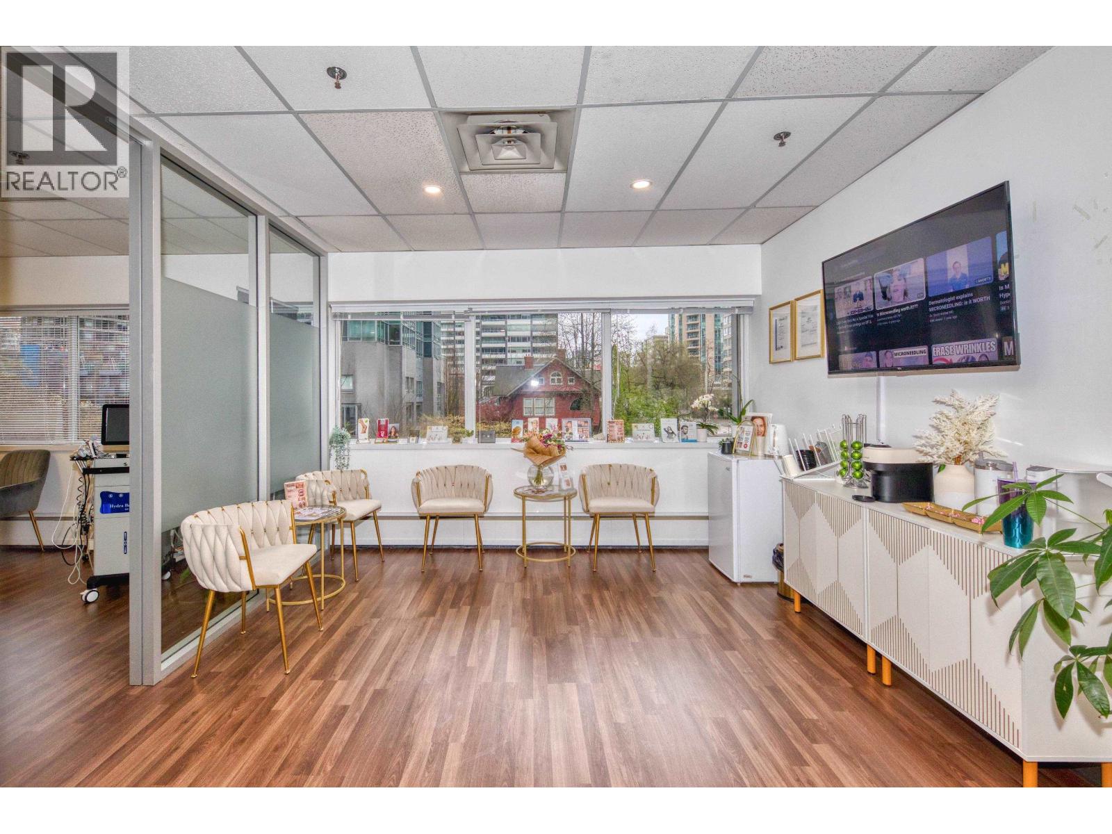 11316 Confidential Property Photo 19