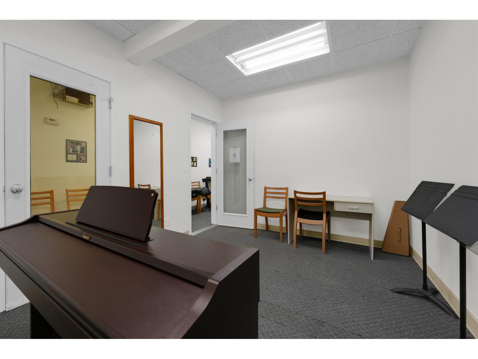 1333 Johnston Road Property Photo 18