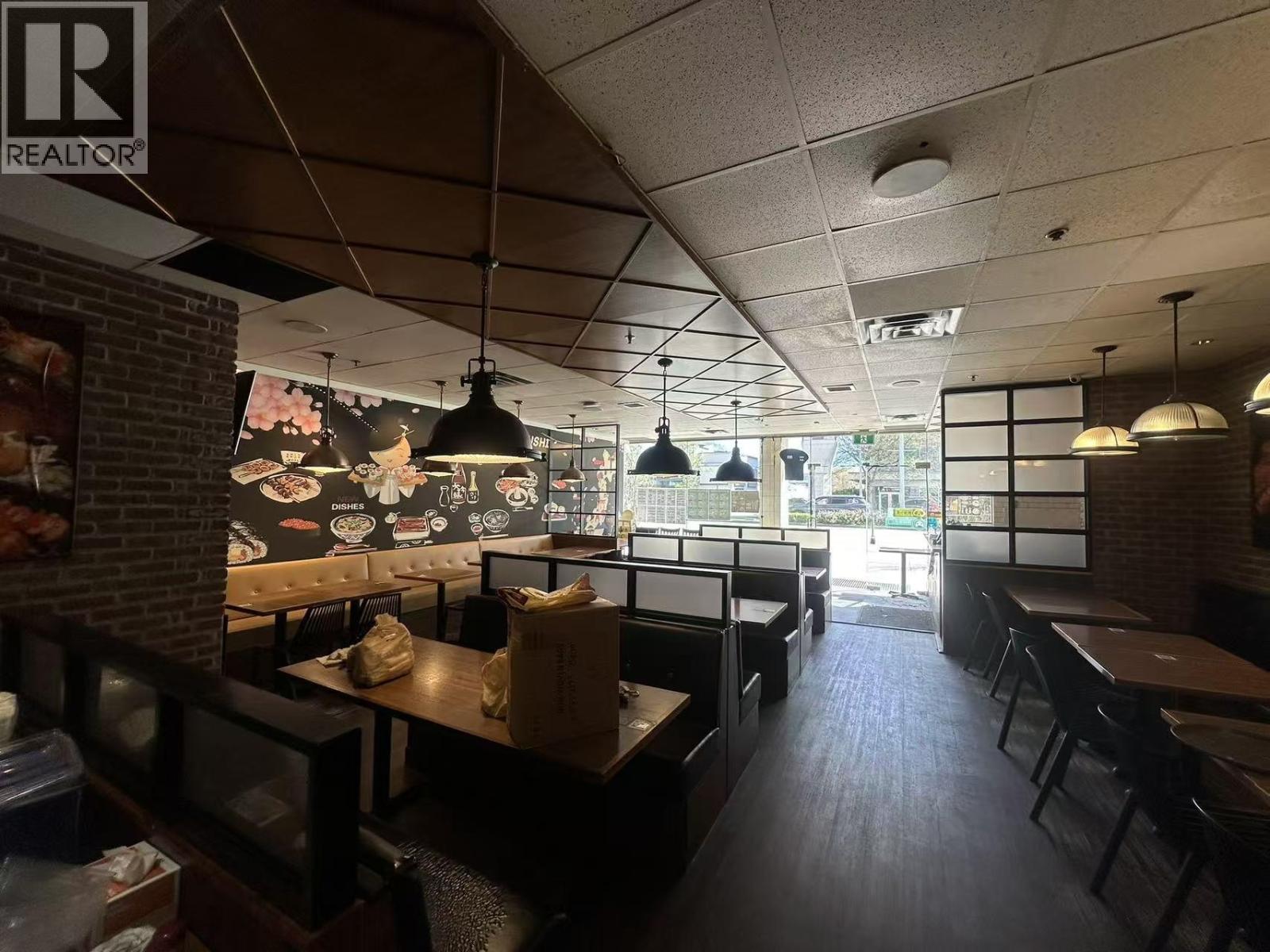 150 5951 No 3 Road Property Photo 4
