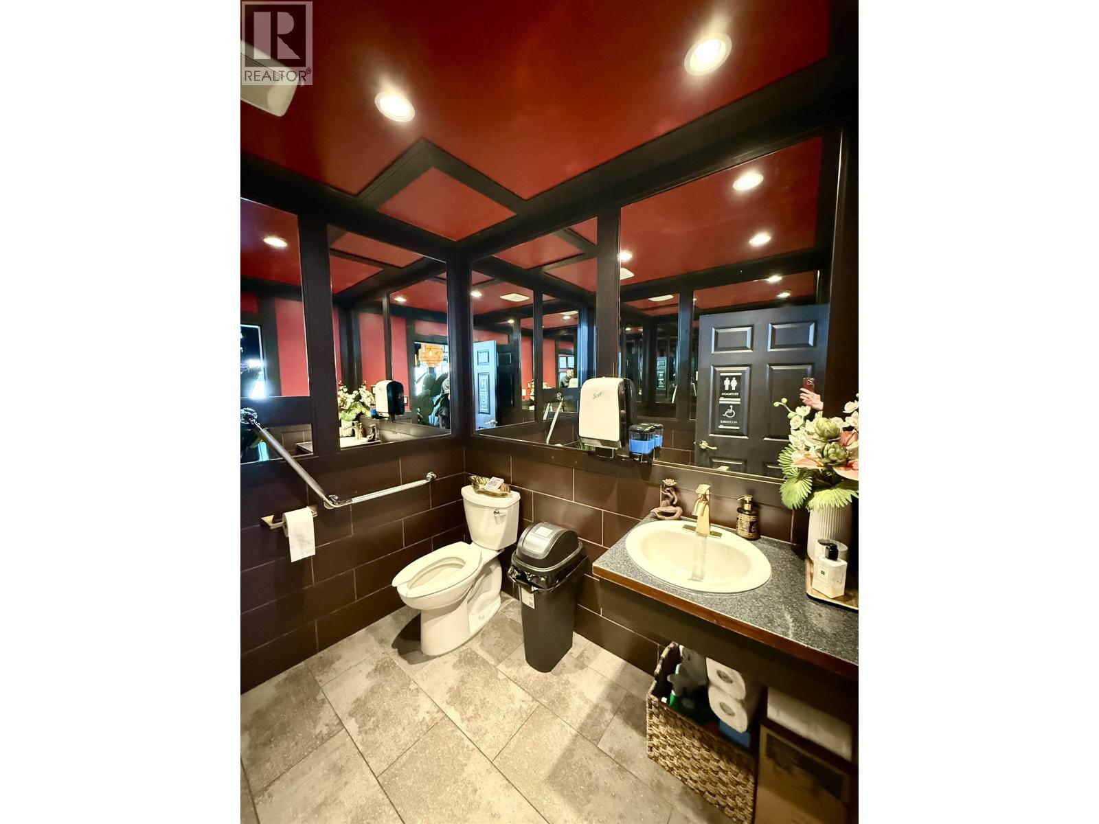 3626 W 16th Avenue Property Photo 12