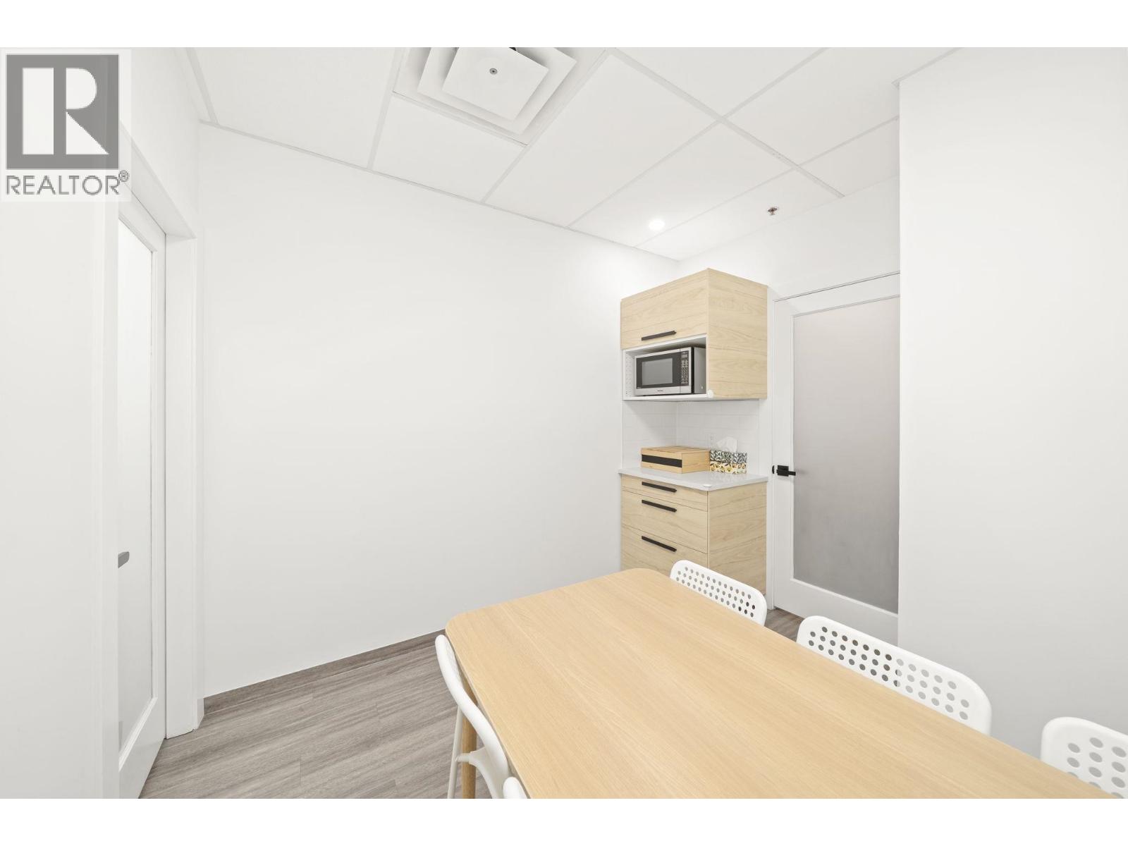240 8833 Odlin Crescent Property Photo 15