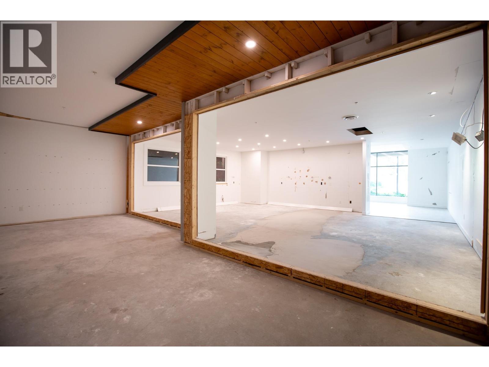 103 875 Gibsons Way Property Photo 10