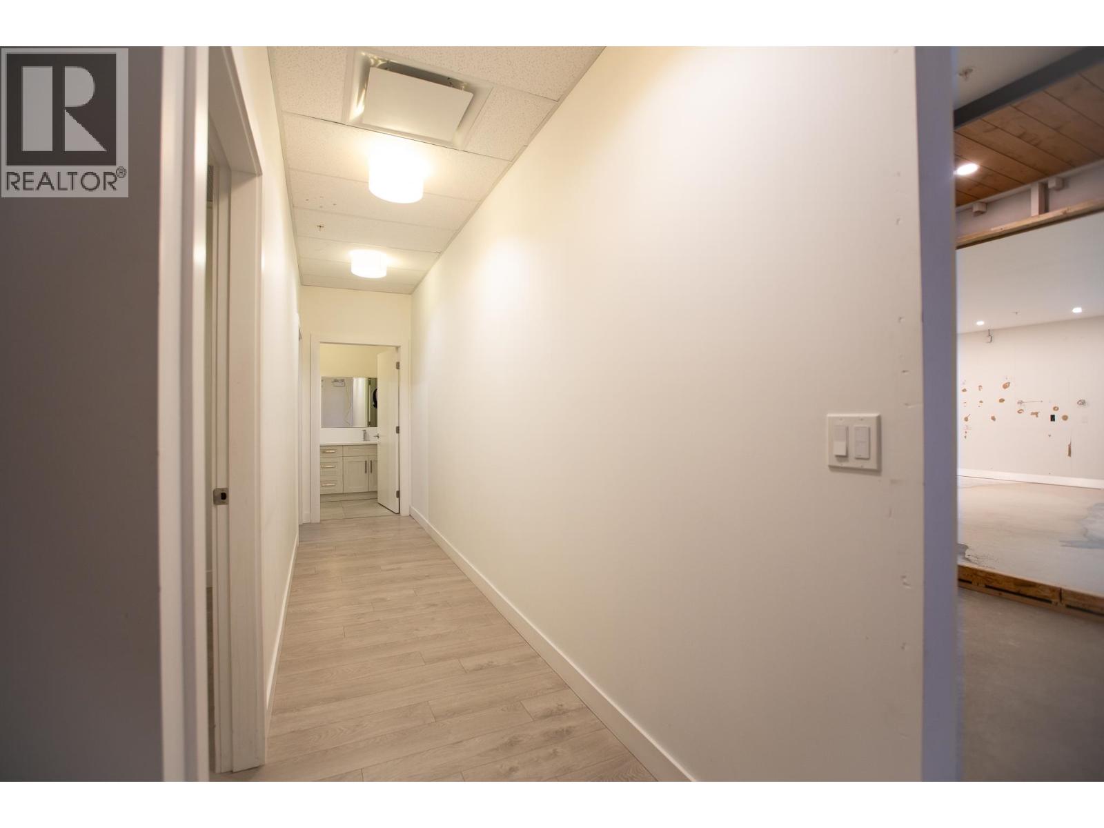 103 875 Gibsons Way Property Photo 11