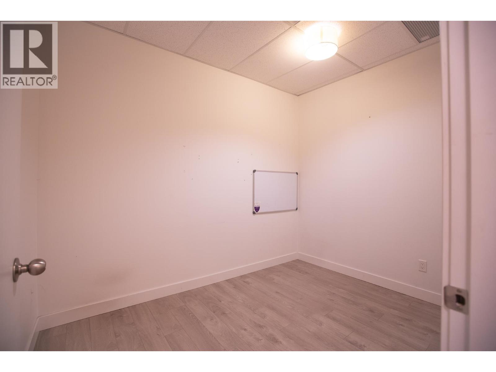 103 875 Gibsons Way Property Photo 12