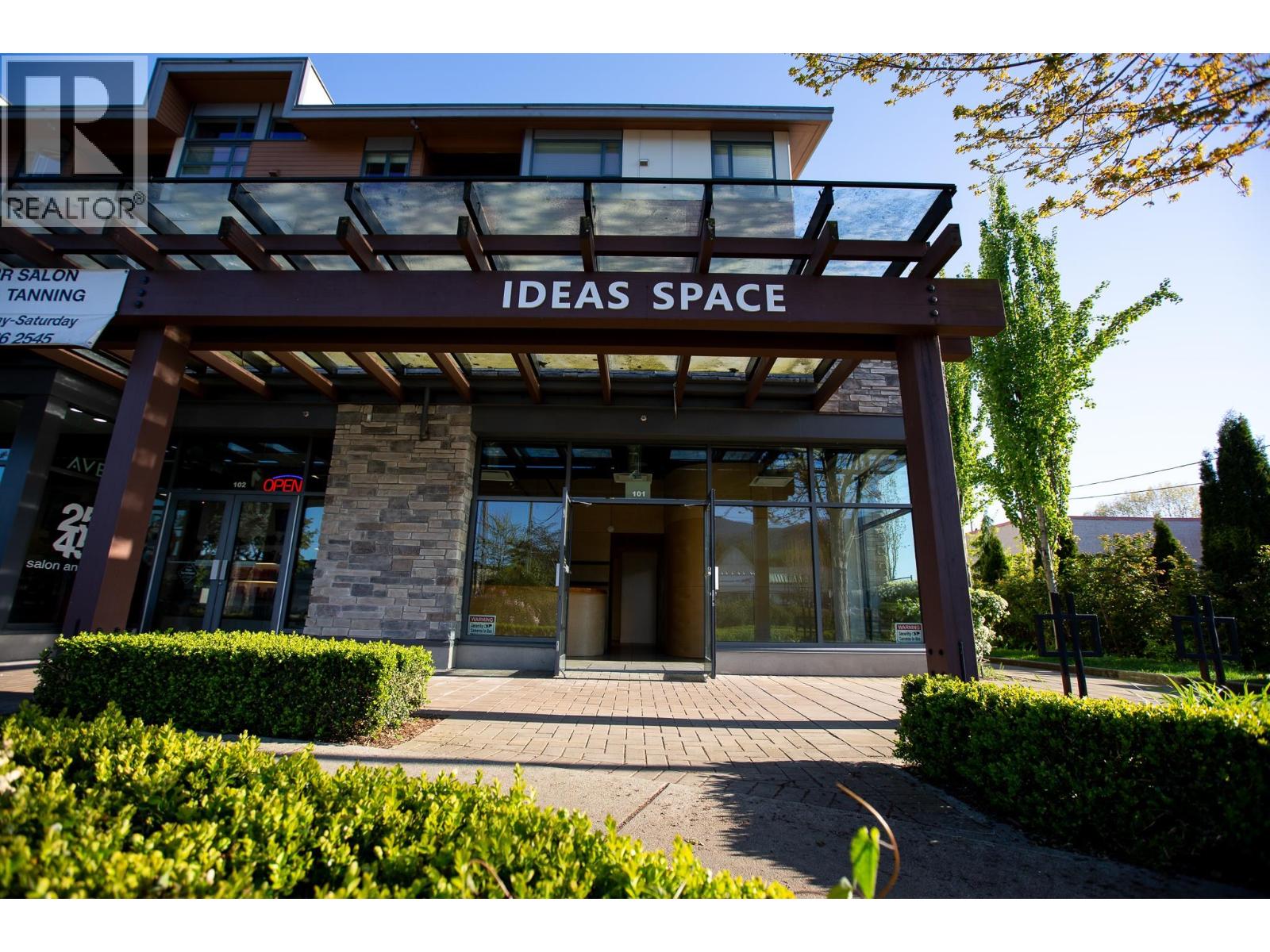 101 875 Gibsons Way Property Photo 11