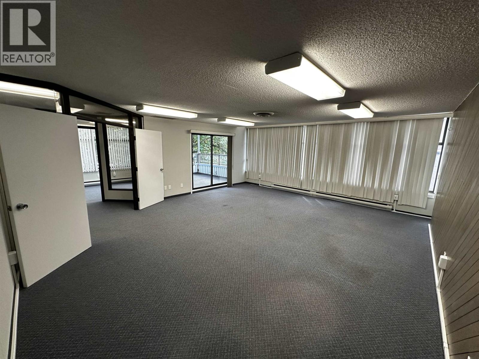 399 Mountain Highway Property Photo 4