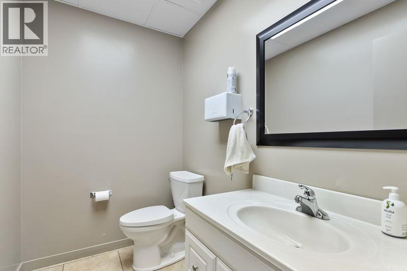 2 11771 Horseshoe Way Property Photo 28