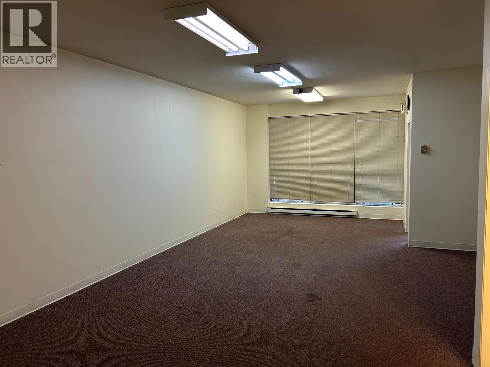 206 8988 Fraserton Court Property Photo 6