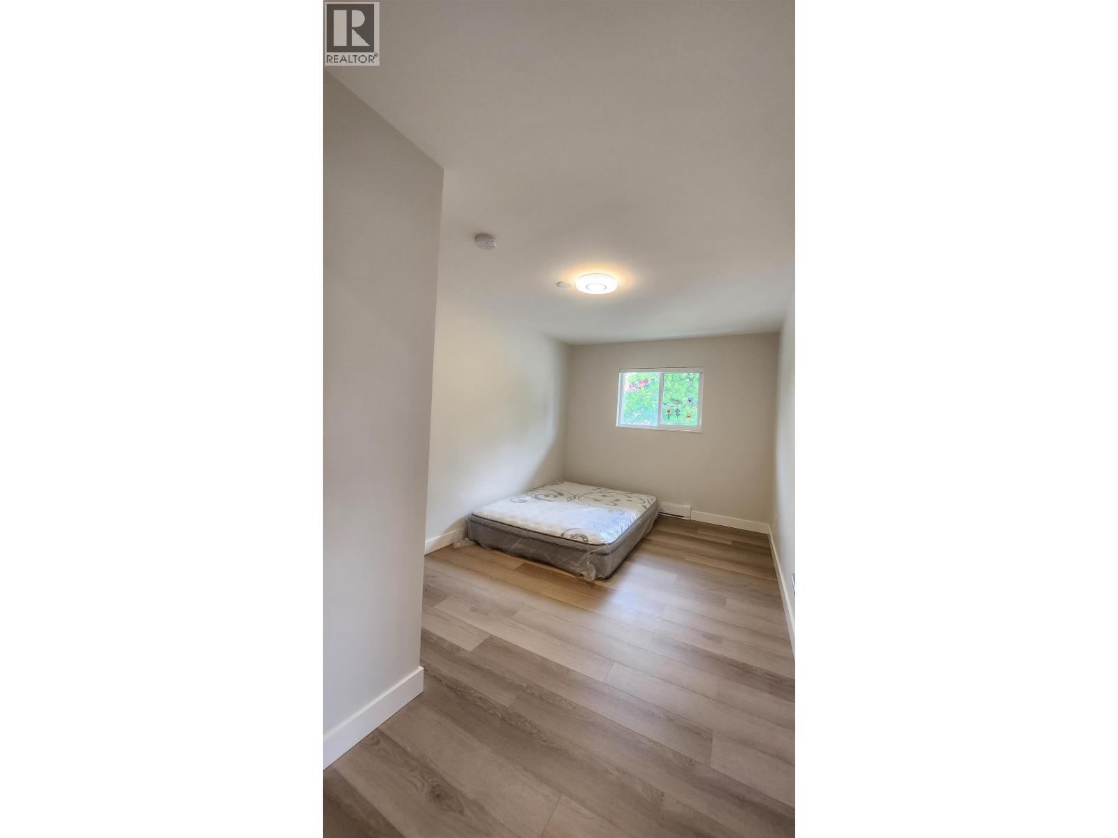 8691 Armstrong Avenue Property Photo 30