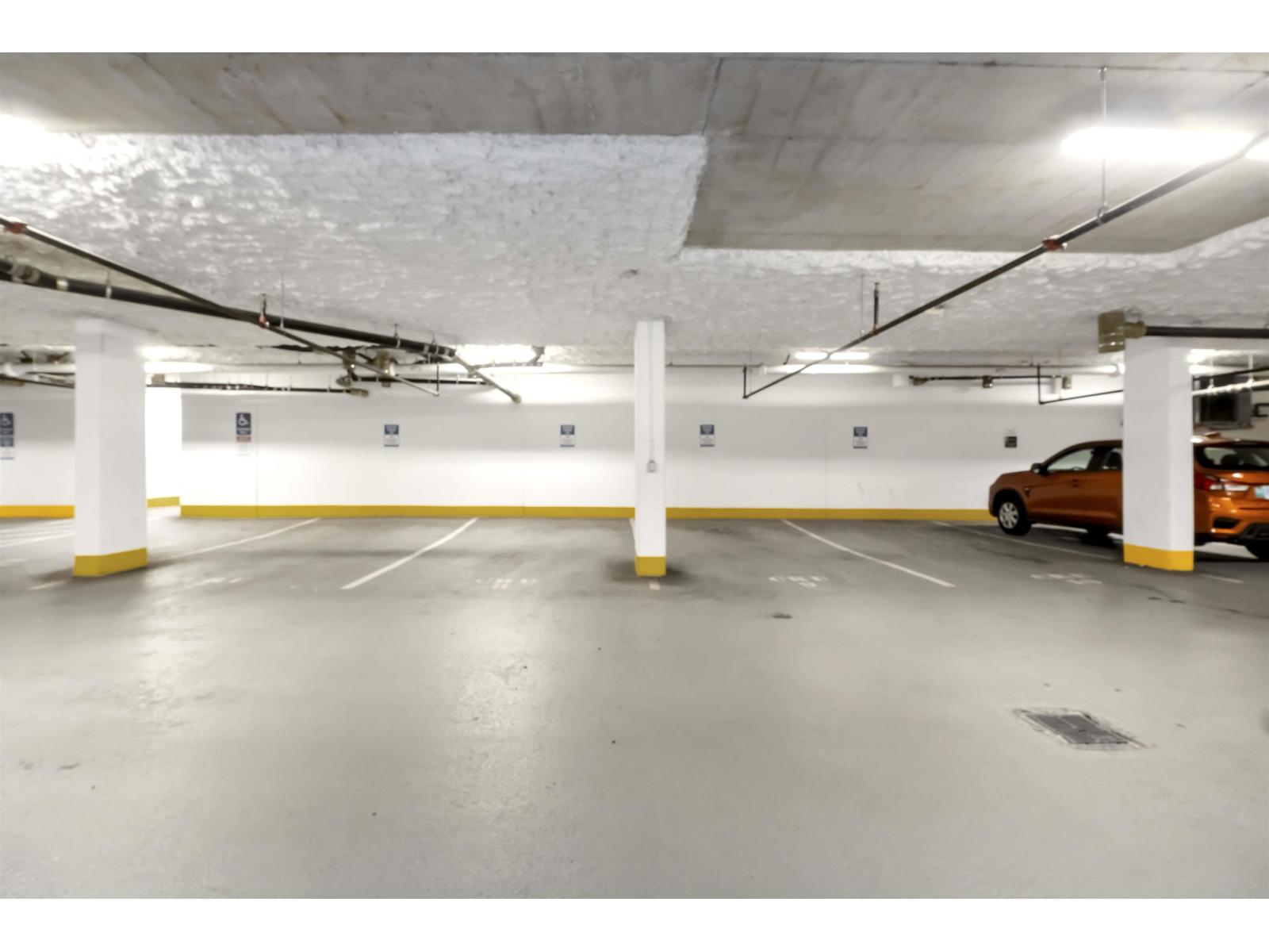 B115 20487 65 Avenue Property Photo 14