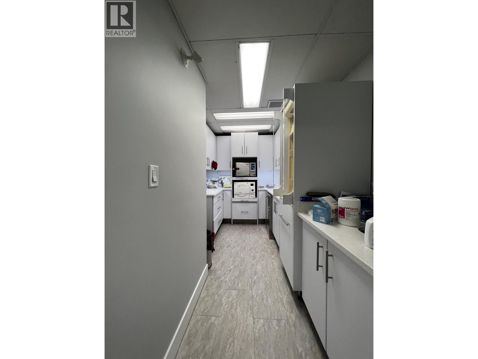 104 250 Keary Street Property Photo 11