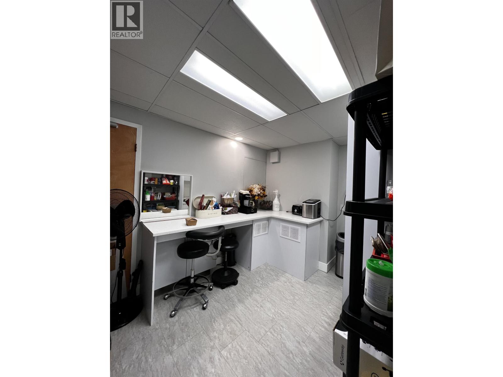 104 250 Keary Street Property Photo 14