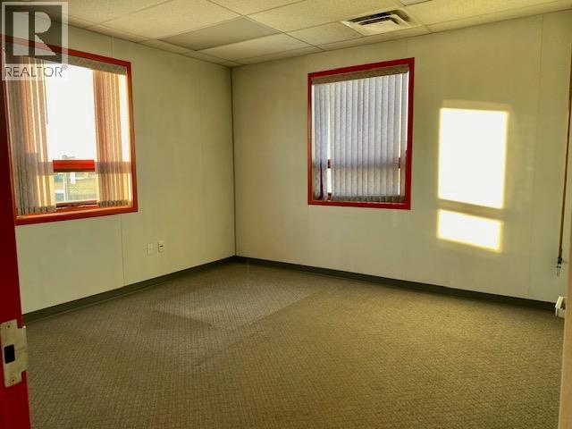 5204 48 Avenue Property Photo 14