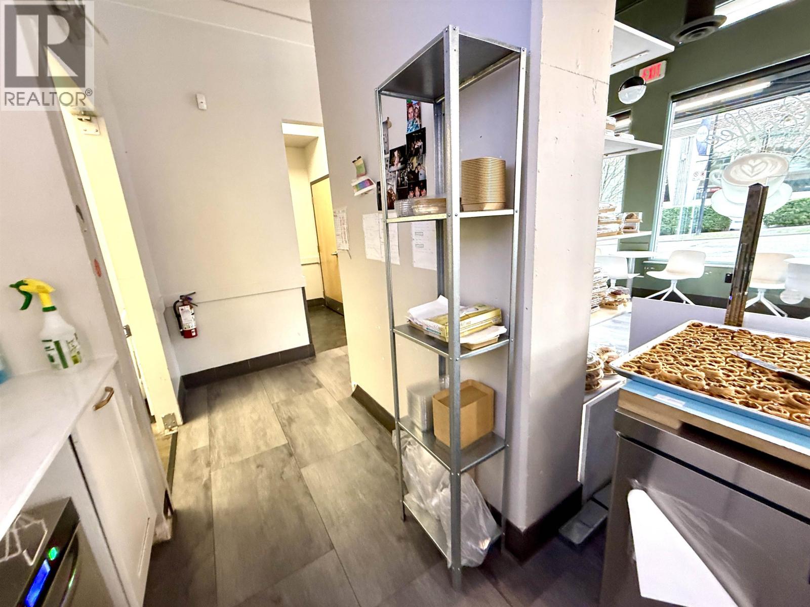 1301 Robson Street Property Photo 22