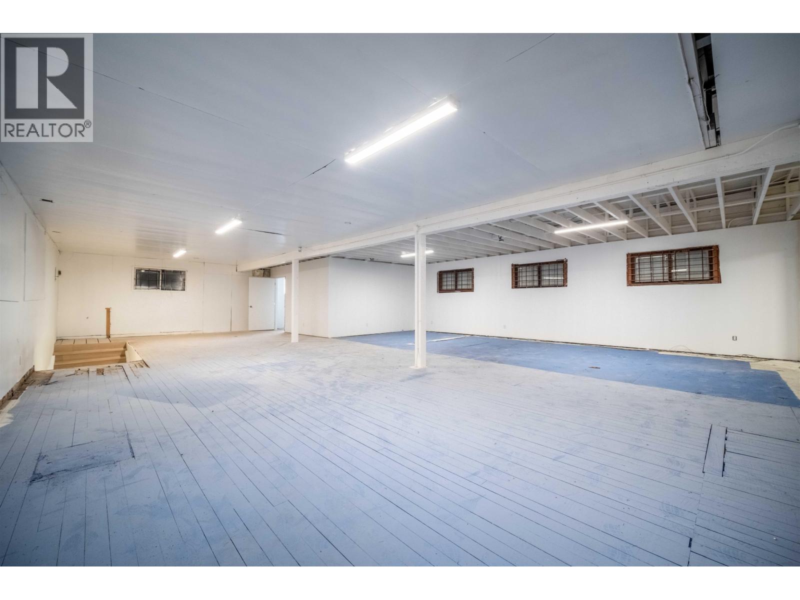 2nd Floor 22344 Lougheed Highway Property Photo 5