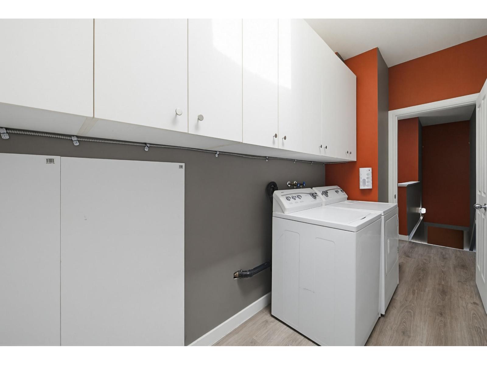 213 5678 199 Street Property Photo 17