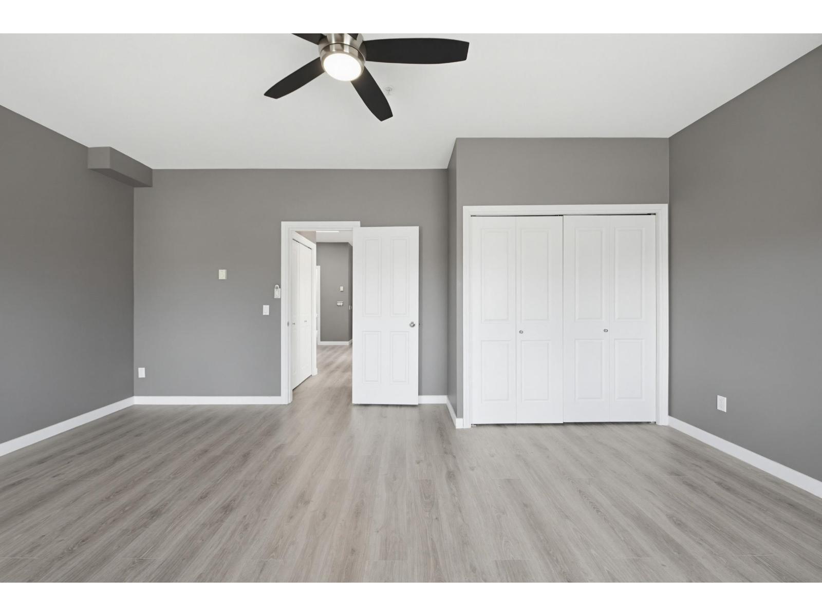 213 5678 199 Street Property Photo 23