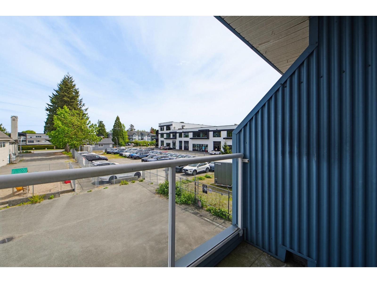 213 5678 199 Street Property Photo 26