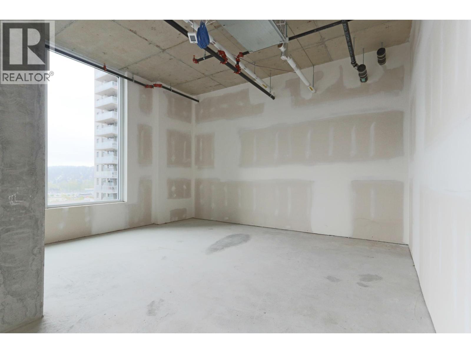 1105 2992 Glen Drive Property Photo 13