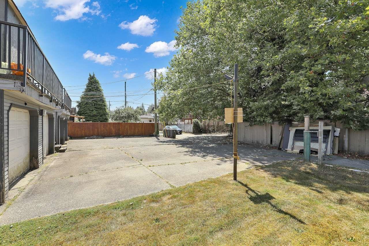 9509 152 Street Property Photo 6