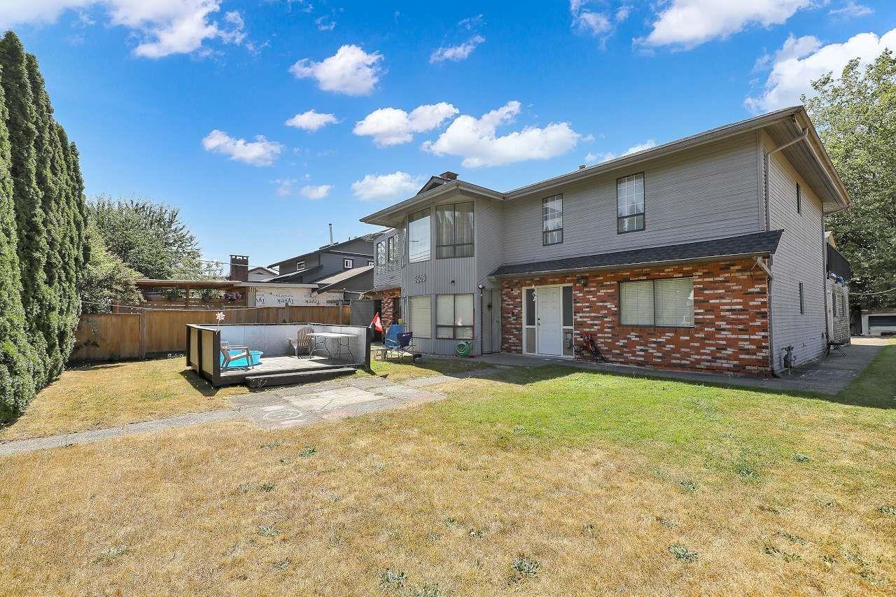 9509 152 Street Property Photo 8