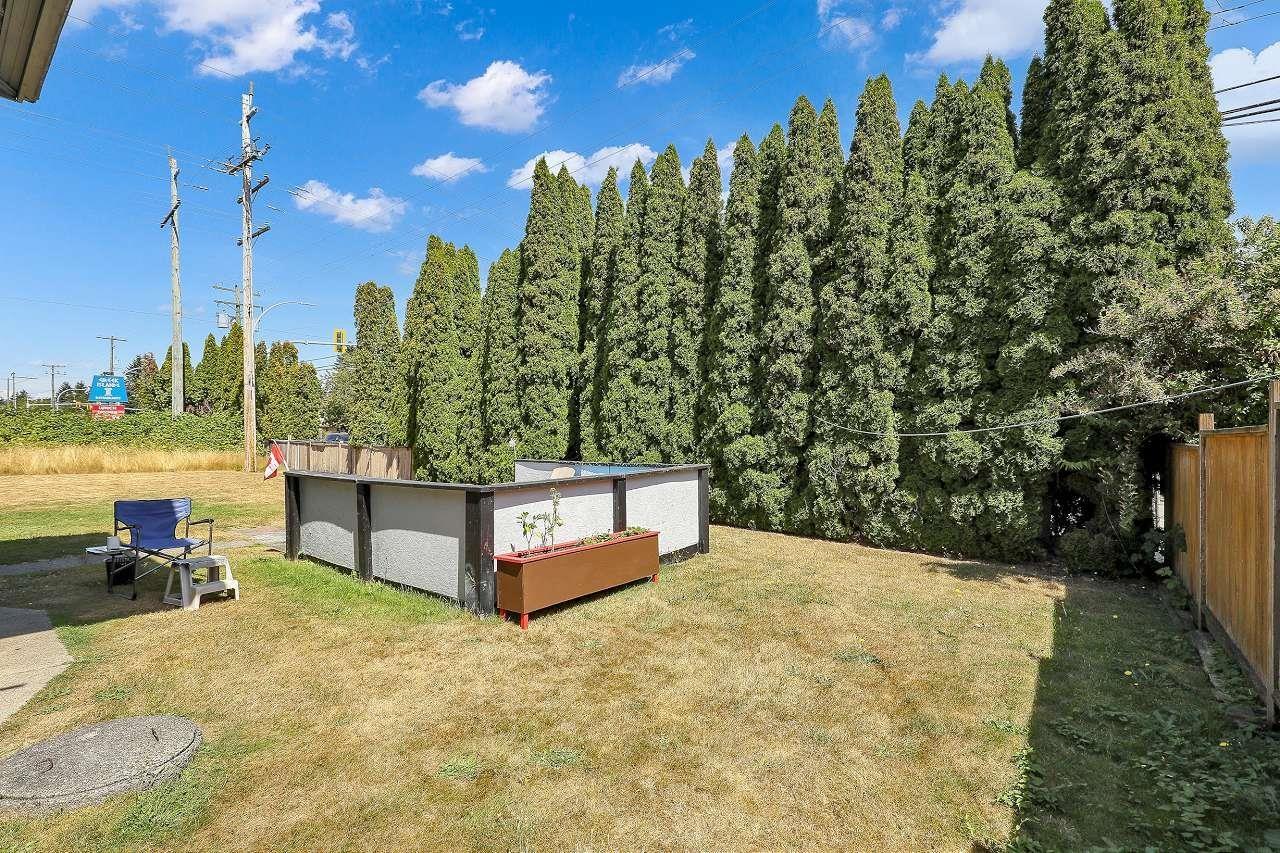 9509 152 Street Property Photo 11