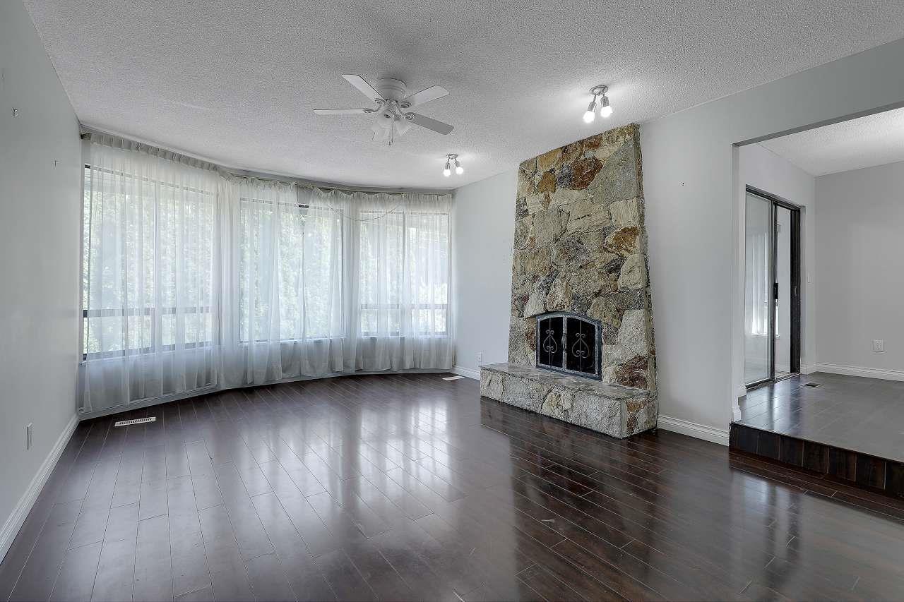 9509 152 Street Property Photo 24