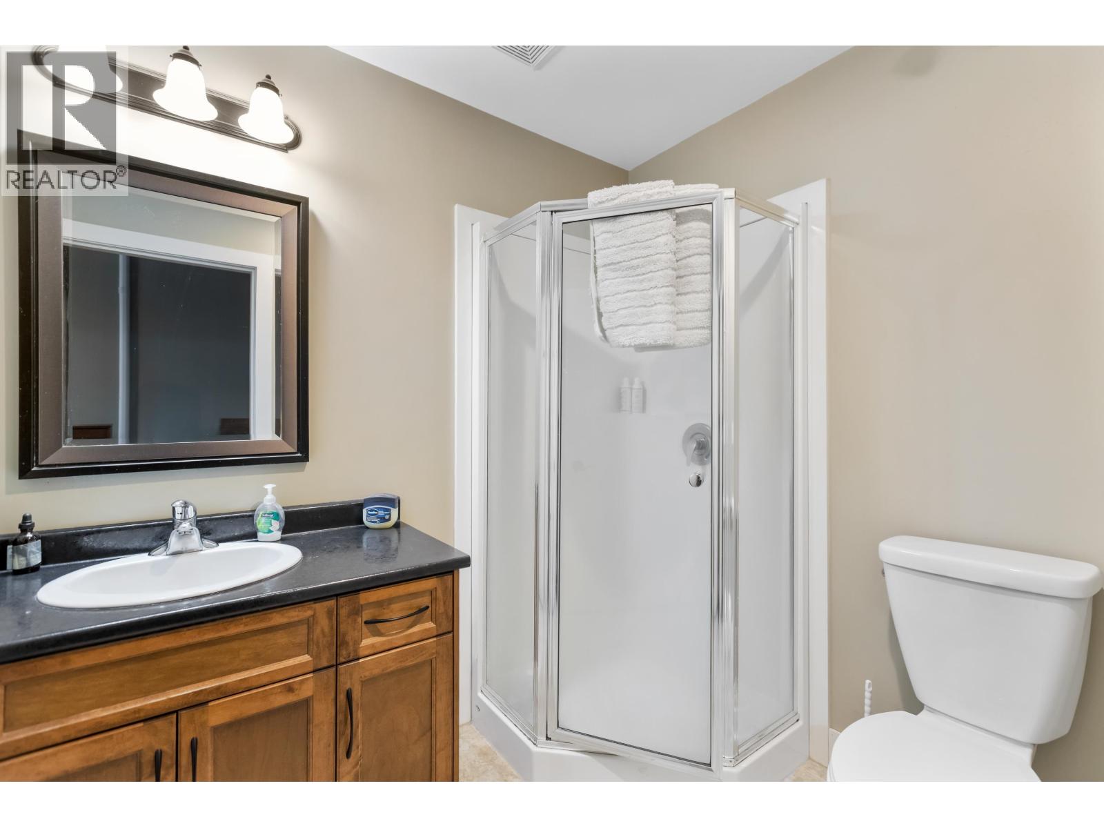 106 20119 113b Avenue Property Photo 17
