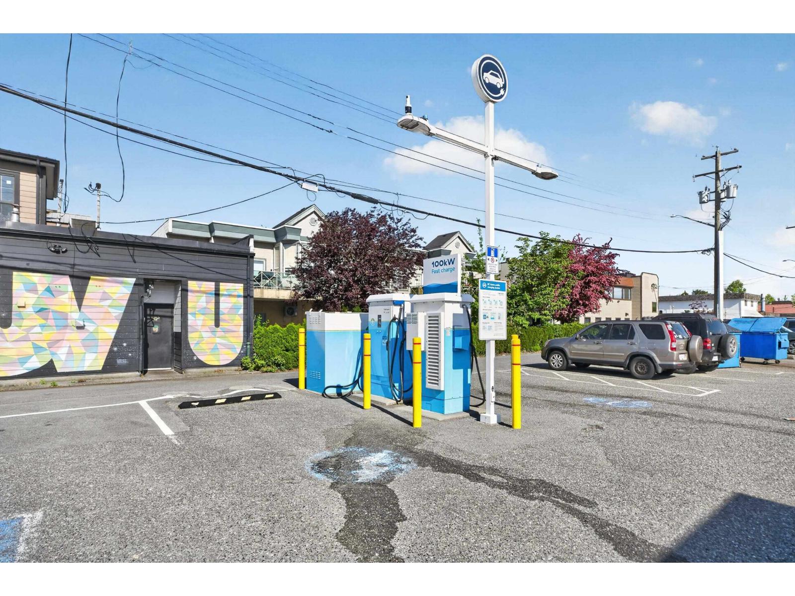5708 176 & 5747 176a Street Property Photo 10