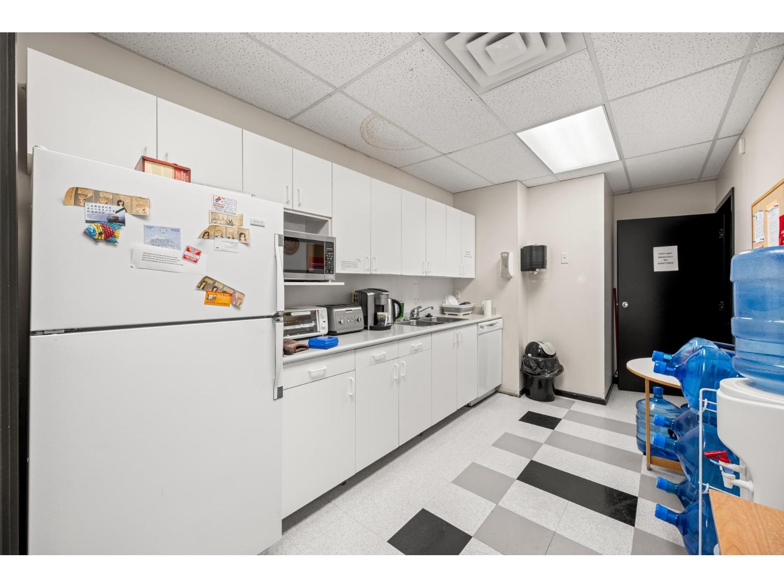 215 12975 84 Avenue Property Photo 15