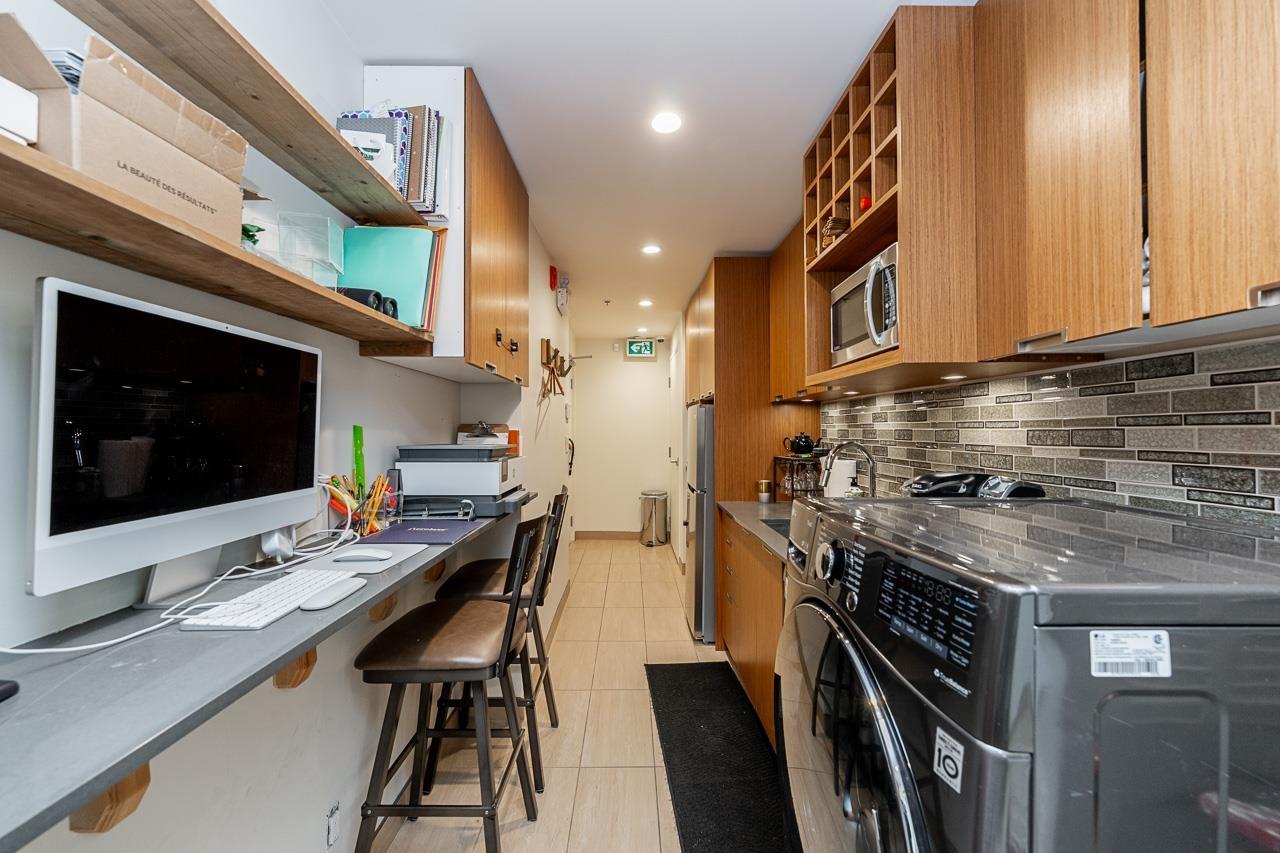 14811 Marine Drive Property Photo 11